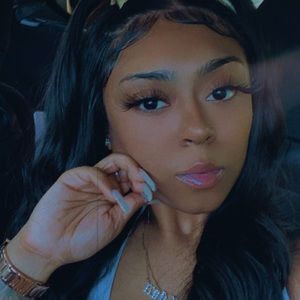 Meet your Posher, Janaye